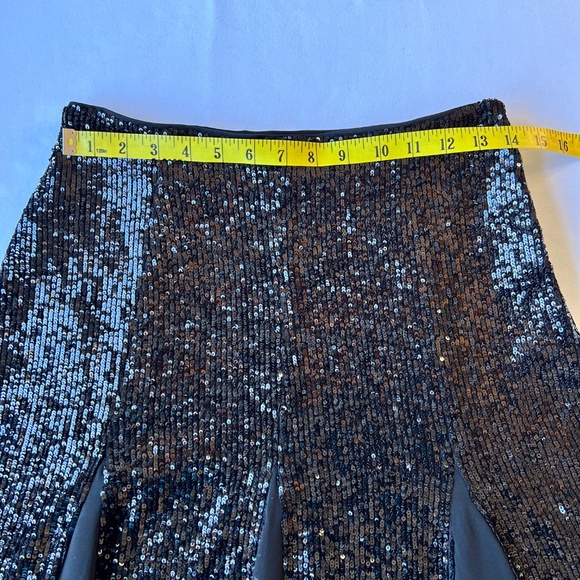 Express Sequined Midi Skirt with Sheer Panels - Picture 6 of 11
